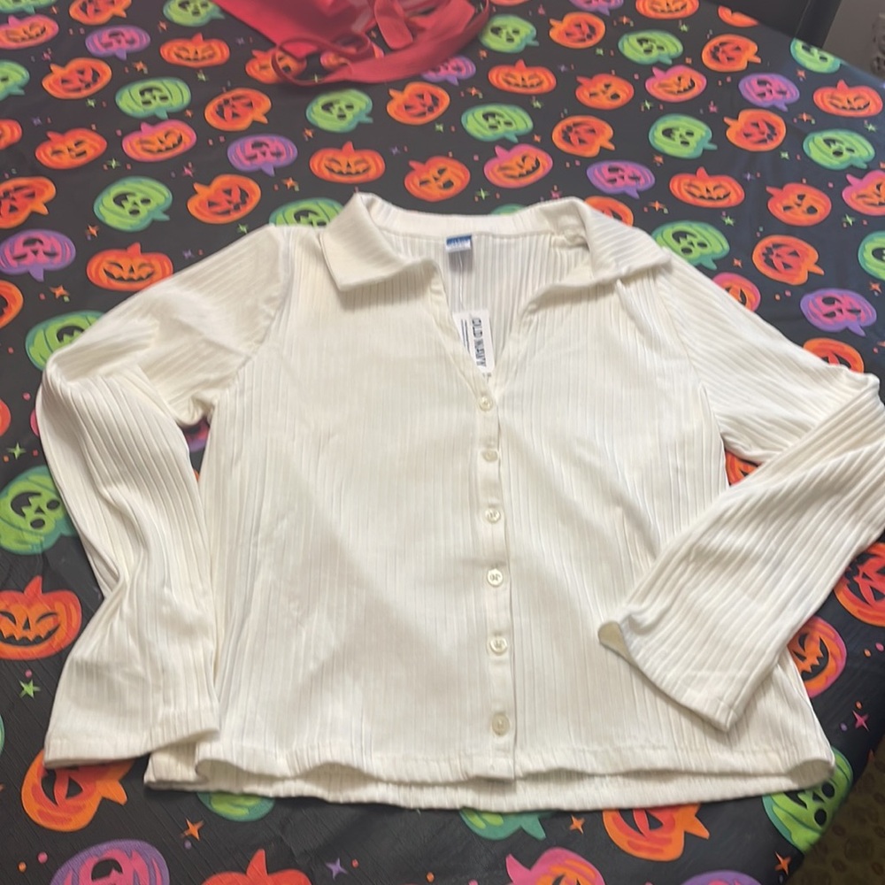 Old Navy Slim Ribbed Button Down Top - Picture 2 of 7
